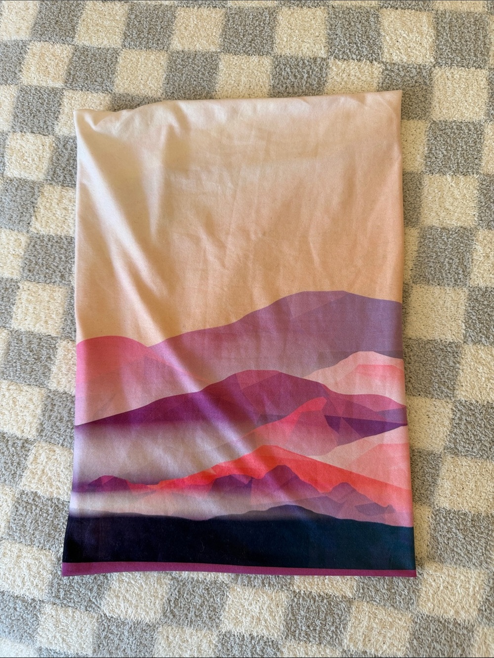 Locale | women’s gradient mountain reversible neck gaiter